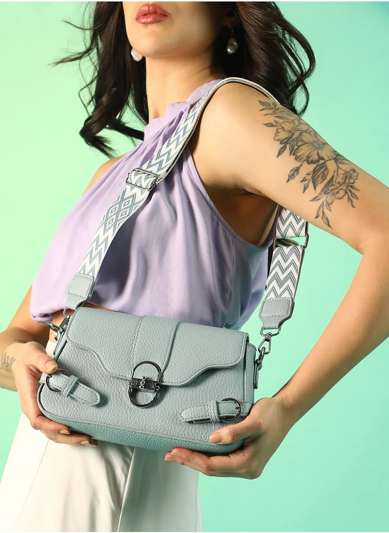 صوص هاوت The Utilitarian Sling Bag