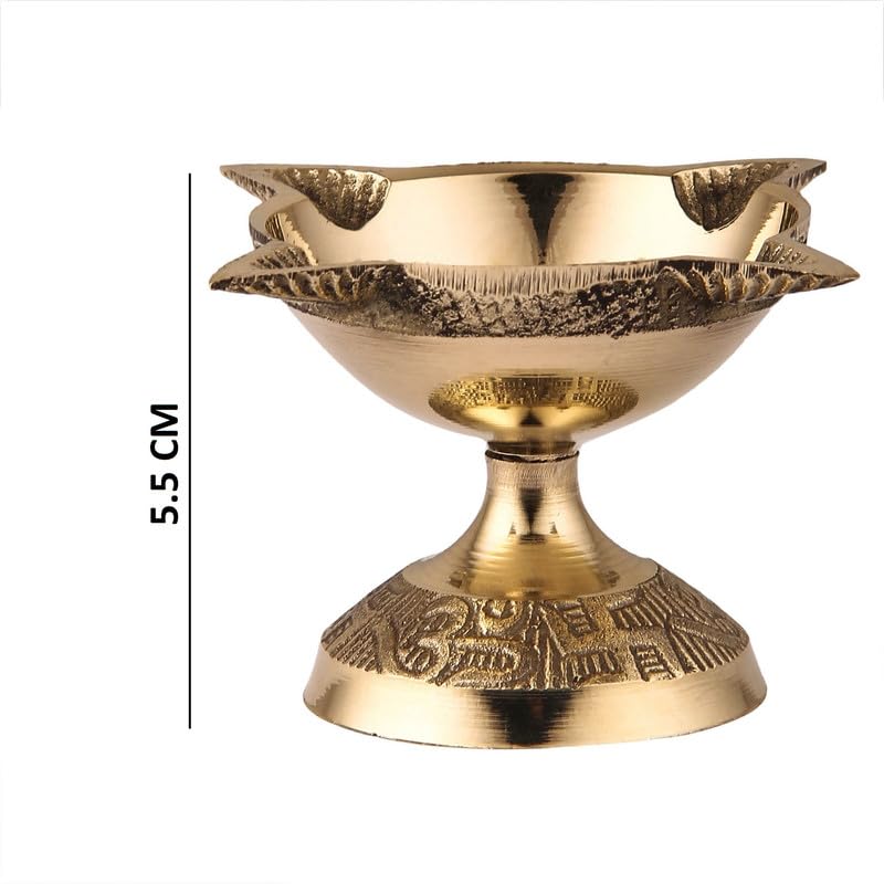 TORPPEZA Brass 4 Face Diya for Mandir Diwali Festival Oil Lamp Charmukhi Design for Daily Puja Temple Lighting Traditional Brass Lamp - Image 2