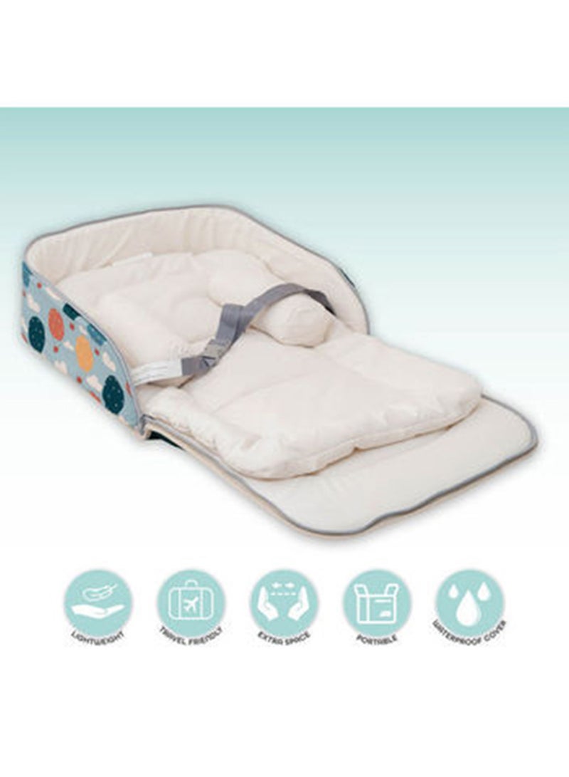 Moon Multifunctional Portable Travel Baby Bed And Backpack - Image 5