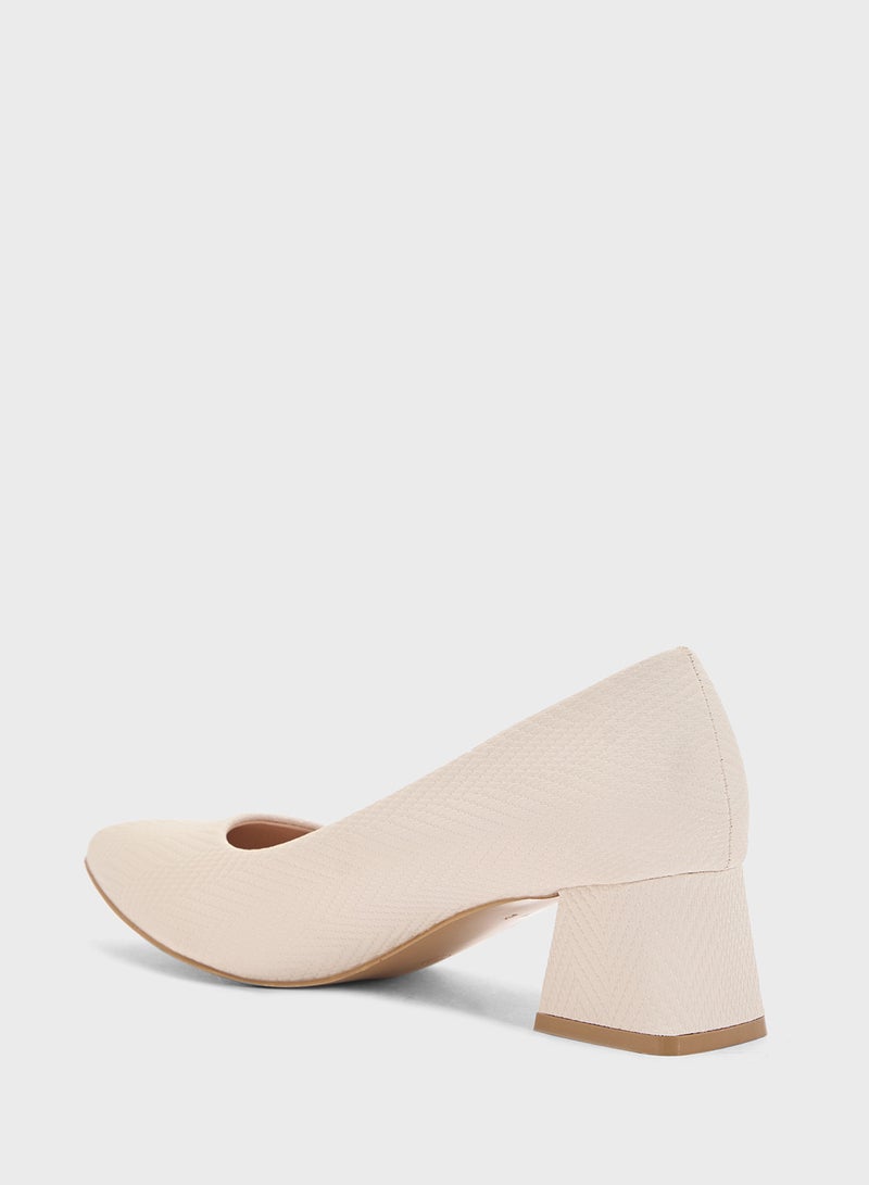 B&R Block Heeled Pointed Pump  - Image 3