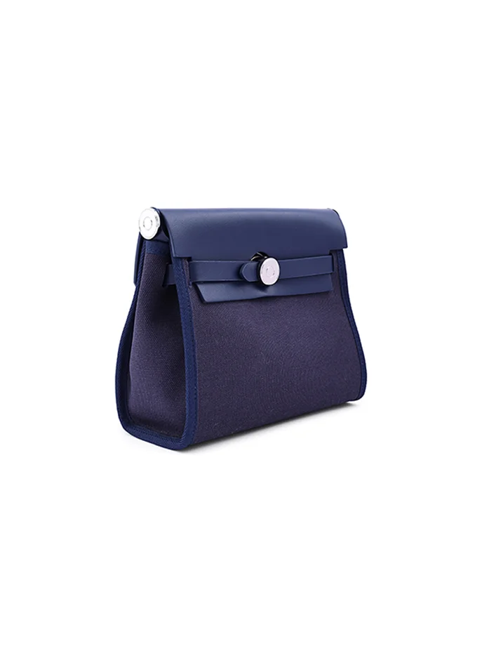 Cuple Fashionable bags designed to match every outfit.