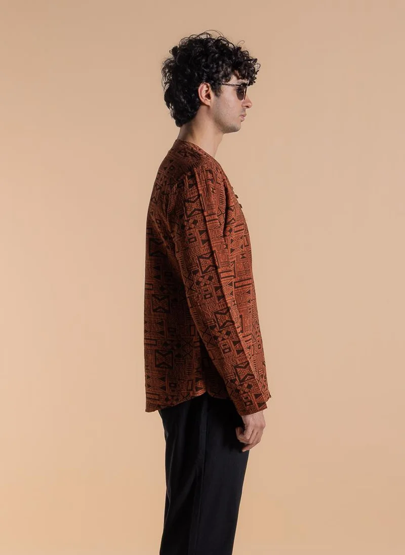 SHAPES DETAILED PRINTED SHIRT