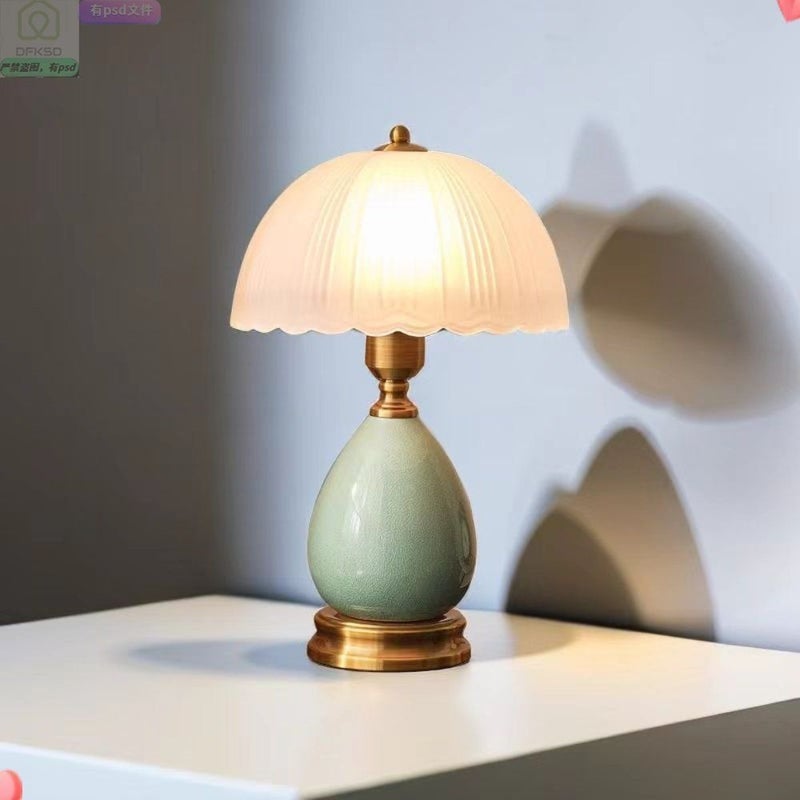 مصباح طاولة بجانب السرير بروح رومانسية، سيراميك - Image 2