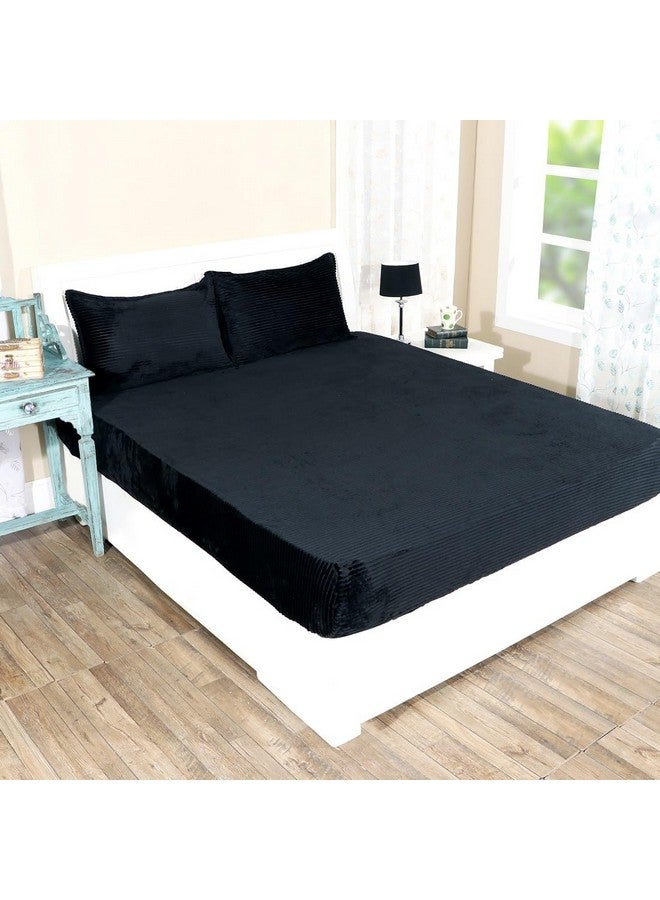 RD TREND 210 TC 190 GSM شراشف فانيلا دافئة مرنة بحجم كينغ (78X72X8 بوصة) مع 2 غطاء وسادة بحجم (18x28 بوصة) لون - أسود، مخطط - Image 1