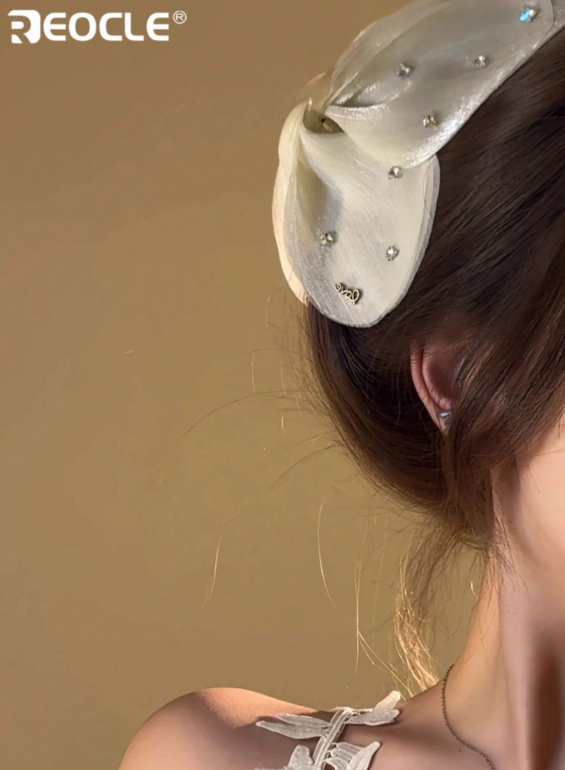 REOCLE Women's Heart-Shaped Hair Claw with Decorative Accents Elegant Large-Size Hair Accessory Versatile Styling Clip for Daily & Occasion Use - Image 4