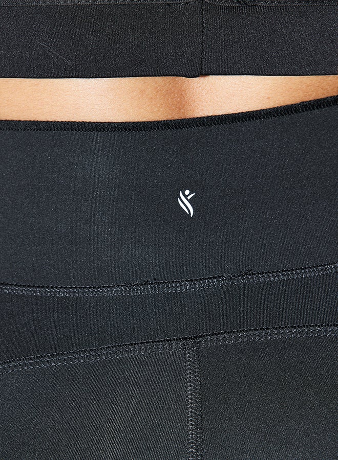 trendyol Black Matte Full Length Knitted Sports Leggings with Extra Absorption Layer THMAW24TY00026 - Image 4