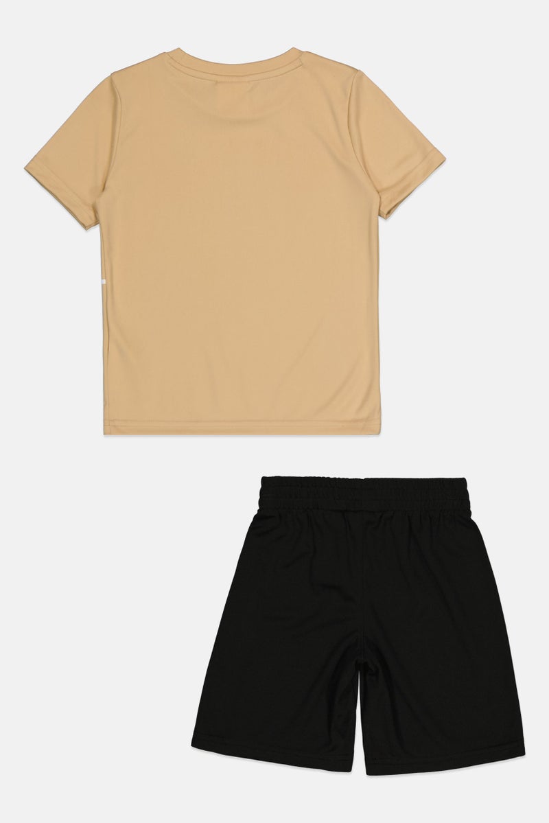 PUMA طقم تي شيرت قصير الأكمام وشورتات بشعار العلامة التجارية للأطفال الأولاد مكون من قطعتين، متعدد الألوان - Image 2