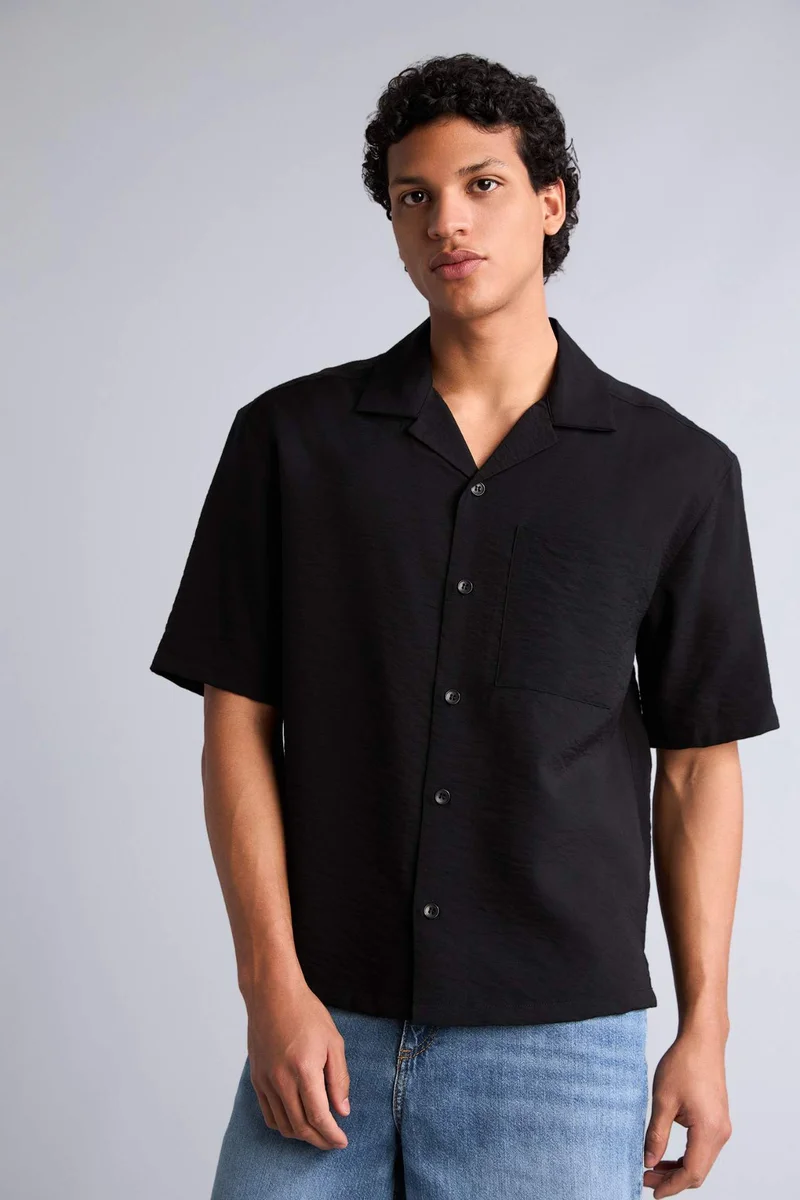 DeFacto Boxy Fit Crinkle Fabric Short Sleeve Shirt