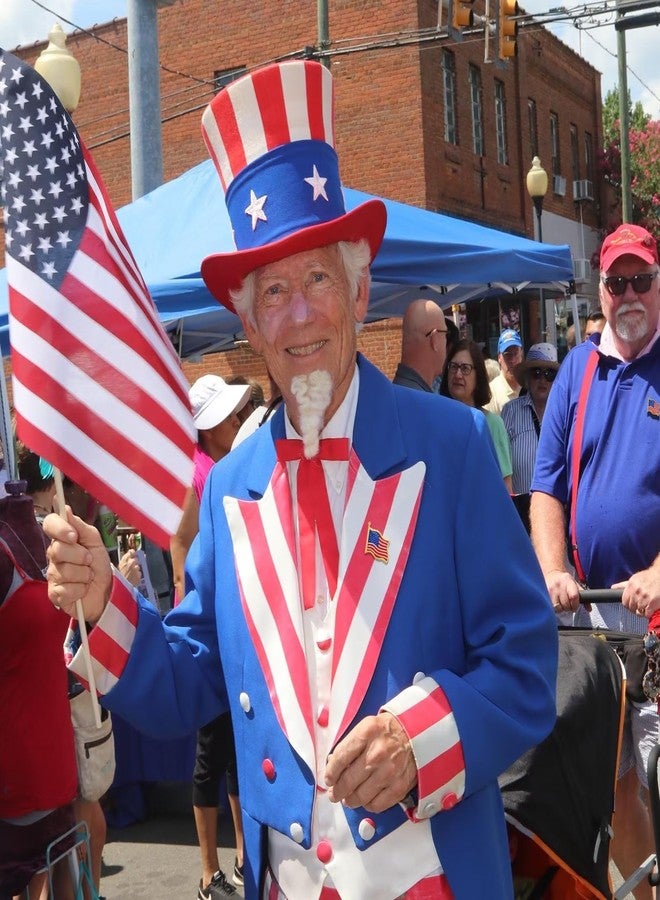 ETHOON 24PCS American Flag Pins - Veterans Day, 4th of July, Patriotic Holidays USA Lapel Pins - Image 2
