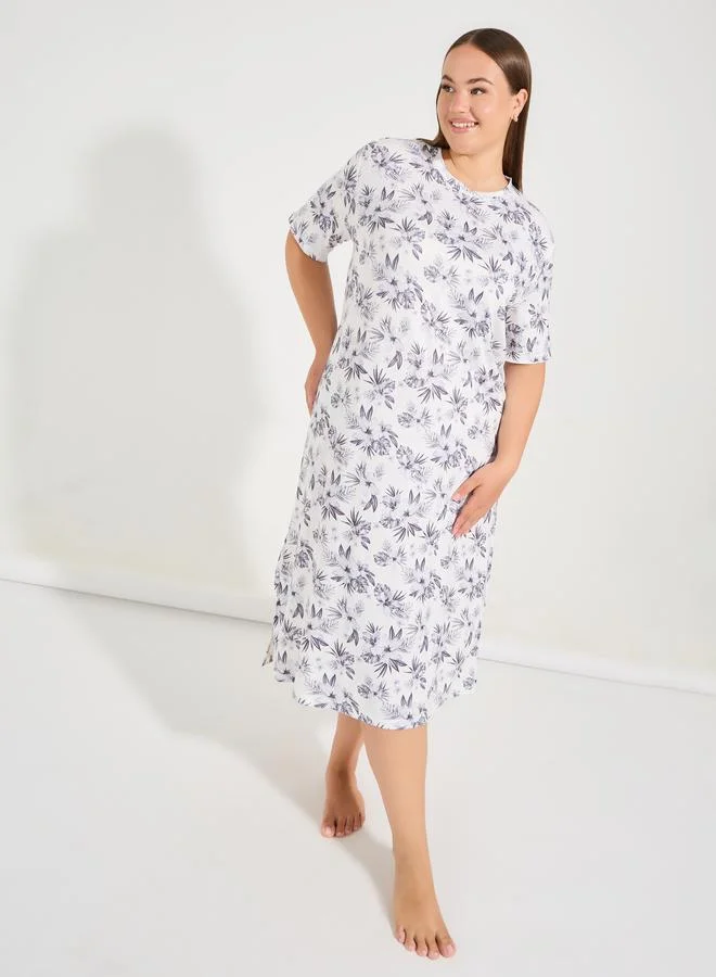 Styli Plus Size AOP Mono Floral Side Slit Sleep T-Shirt Dress