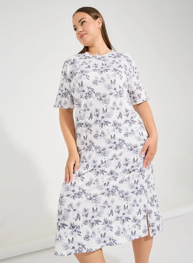 Styli Plus Size AOP Mono Floral Side Slit Sleep T-Shirt Dress
