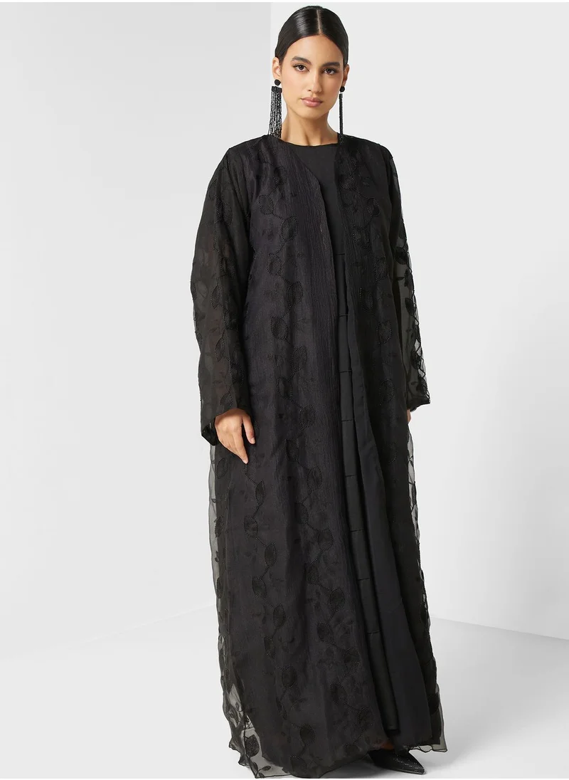 hayas closet Embroidered Flared Sleeve Abaya