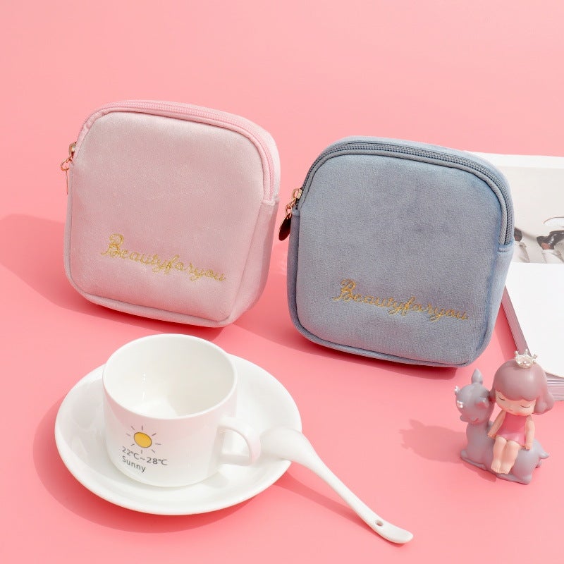 Niche Dutch Velvet Storage Small Bag Girl'S Heart Sanitary Napkin Storage Bag Monthly Student Portable Carry-On Aunt Towel Bag - Image 2