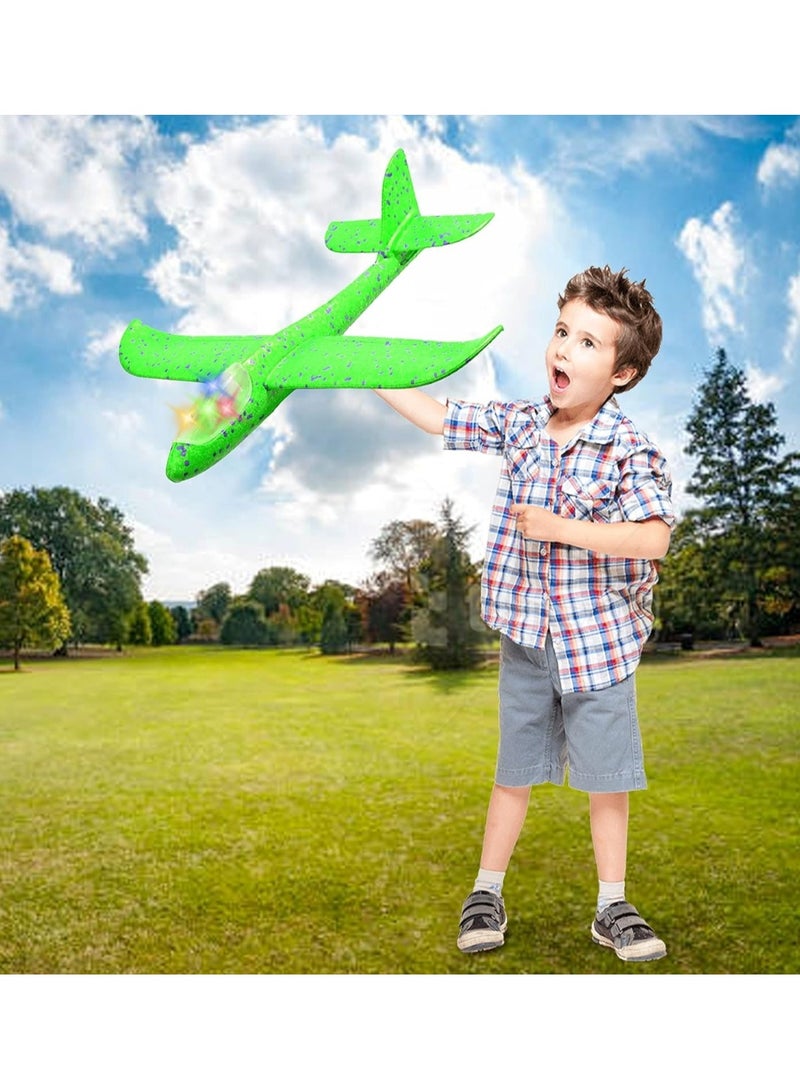 Huitich Green Hand Throwing Foam Airplane with LED Lights 48x16x6cm - Image 3