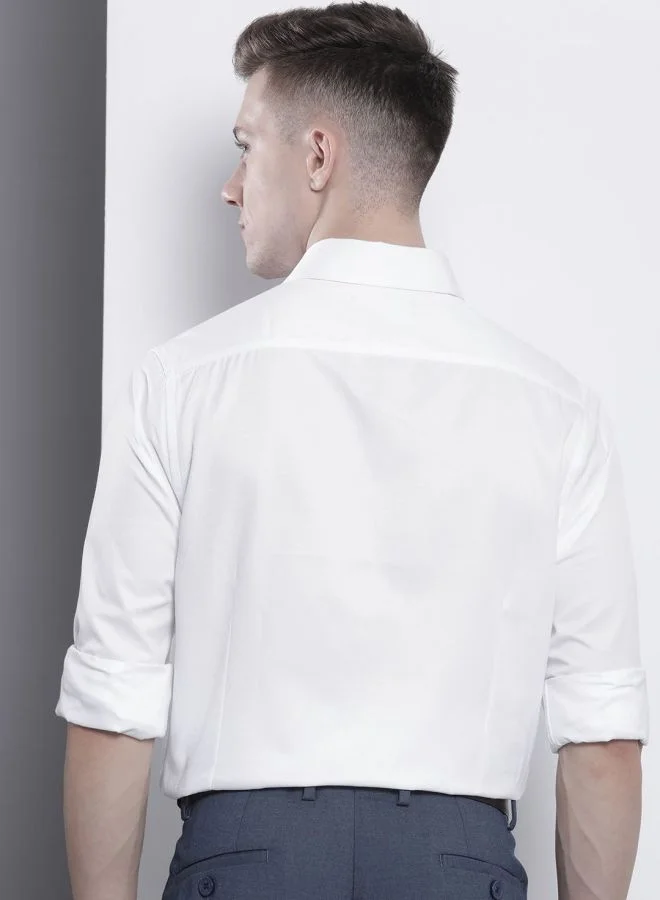 شركة المرآب الهندية Men Slim Fit Solid Full Sleeves Cutaway Collar Formal Shirt