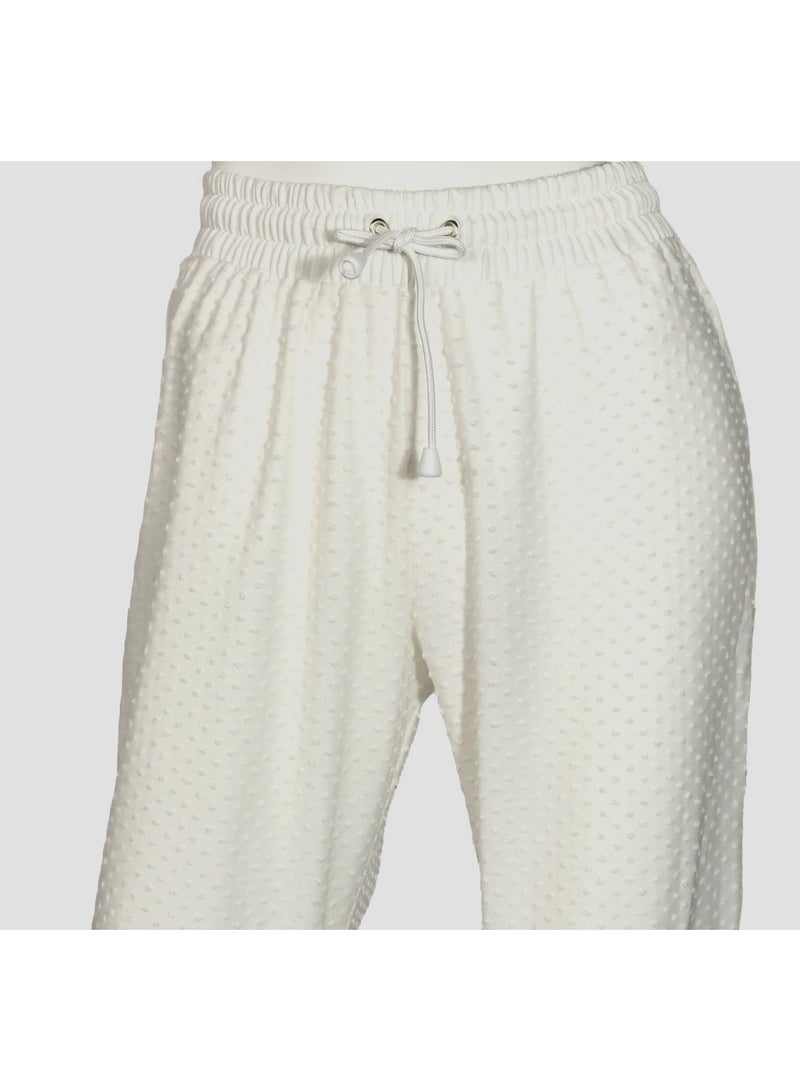 سناء كايوم بنطال رياضي منقط باللون الكريمي - Image 4