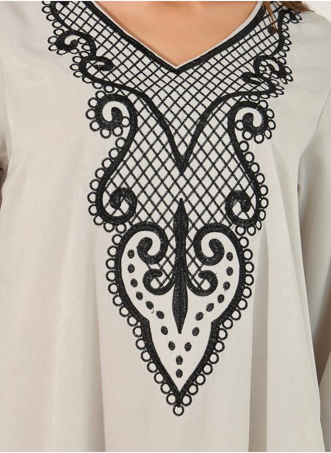 Styli - Lace Insert V-Neck A-Line Jalabyia - Image 1