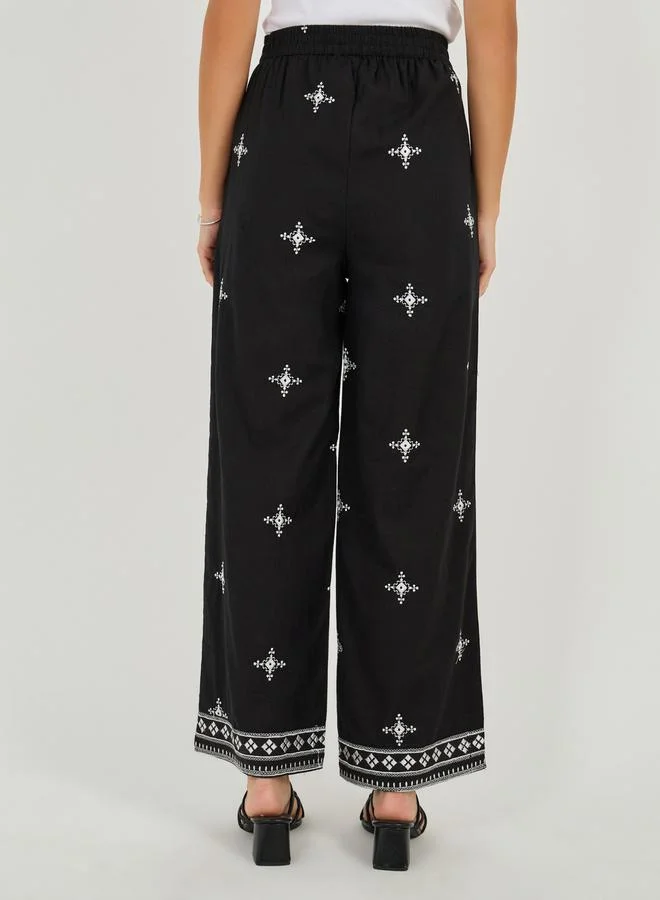Styli Embroidered Pattern Straight Fit Pants