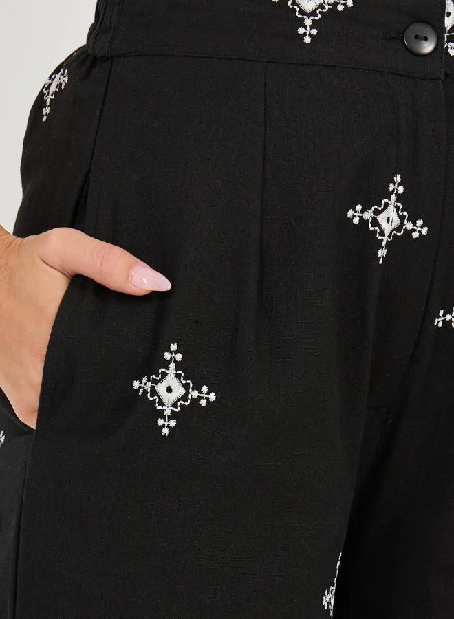Styli Embroidered Pattern Straight Fit Pants