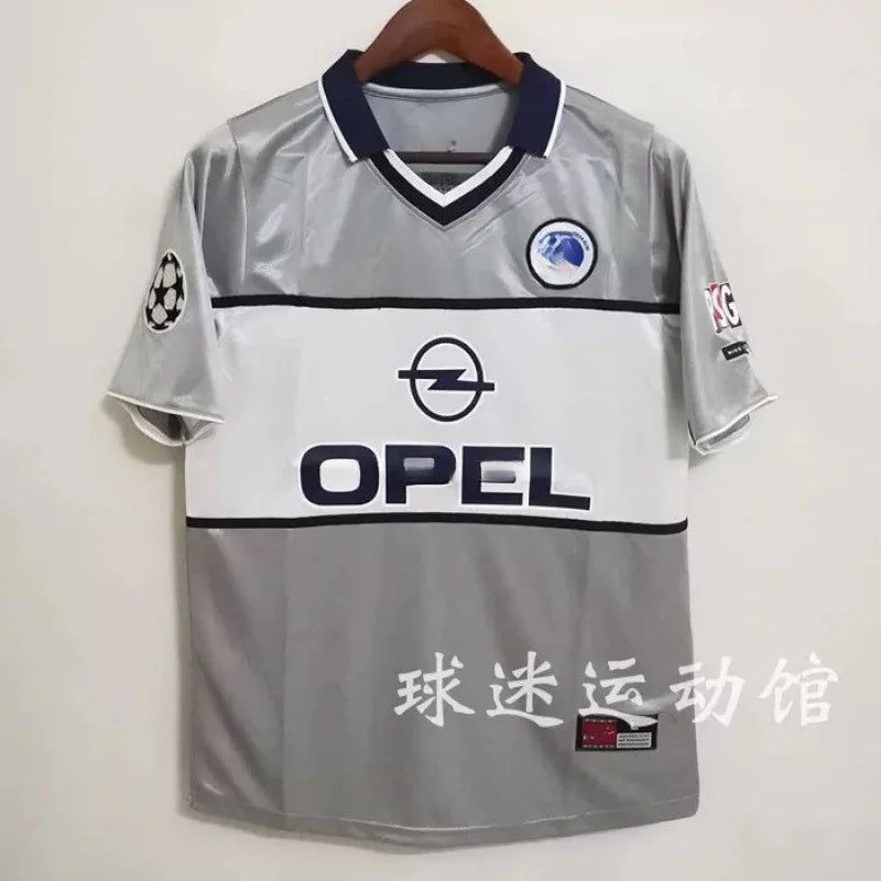 Retro Classic Nostalgic Football Jersey Uniform for Unisex, Breathable and Comfortable - Image 4
