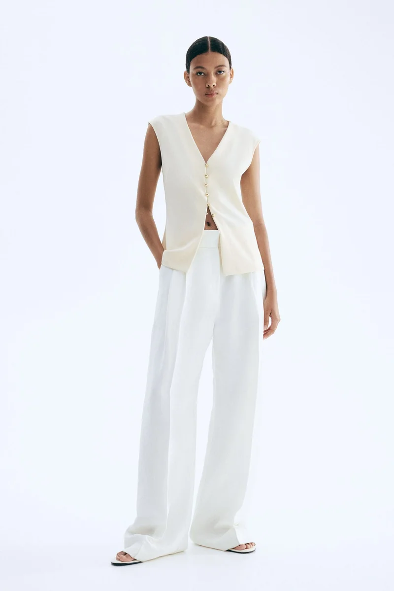 اتش اند ام صدرية بتصميم محبوك