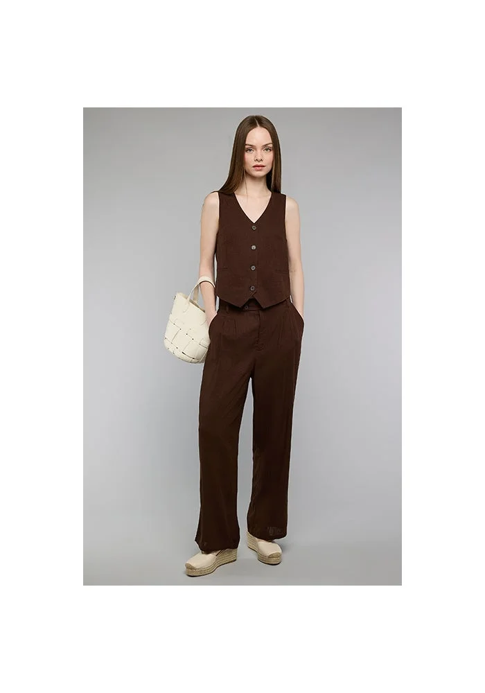 أر أند بي Solid Wide Leg Pants with Button Closure