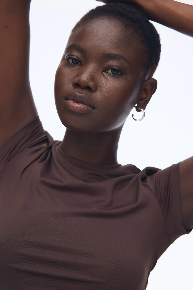 H&M Fitted microfibre T-shirt