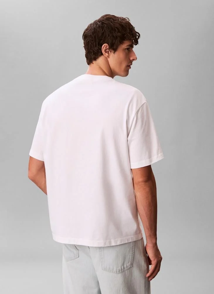 Calvin Klein Jeans  Relaxed Logo Appliqué T-shirt for Men | Best Price UAE