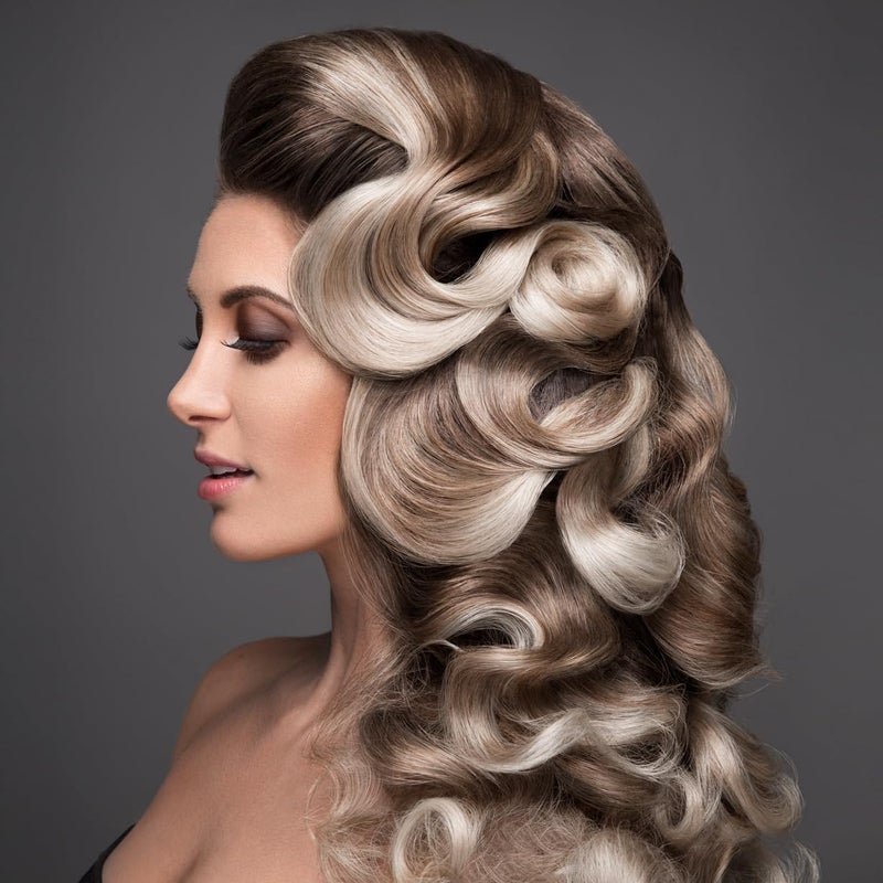 Pravana برافانا سوبر شايب/سبراي شعر إكستريم | رذاذ تصفيف للثبات المتوسط أو القوي | يضيف حجمًا هائلًا | يحمي من الرطوبة | نباتي وخالي من القسوة | خالي من البارابين والكبريتات | الحجم: 10.6 أونصة سائلة (عبوة واحدة) - Image 2