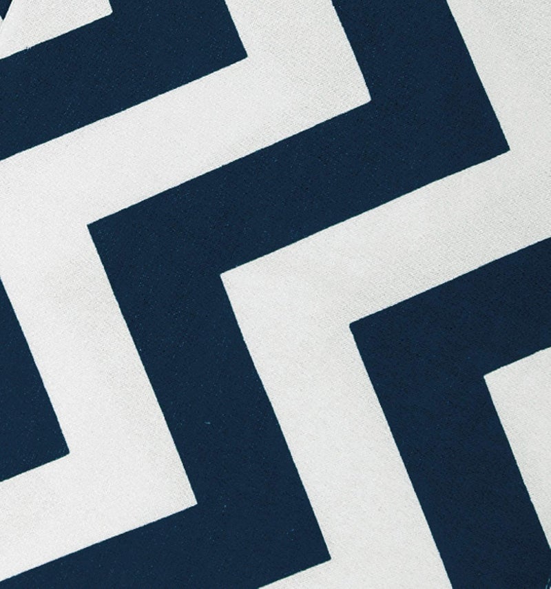 Dekor World Cotton Navy Blue Chevron Printed and Solid Napkin Set (Pack of 12) - Image 4