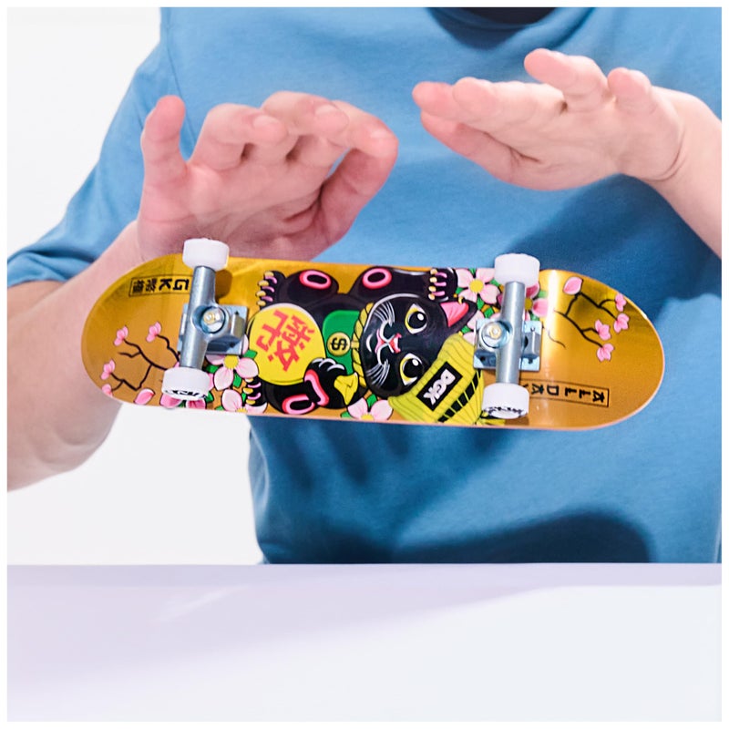 Tech Deck تِك ديك، لوح يد DGK؛ ألواح تزلج مصغرة أصلية، ألعاب أطفال للأولاد والبنات، من عمر 6 فما فوق (للاستخدام باليد فقط) - Image 2