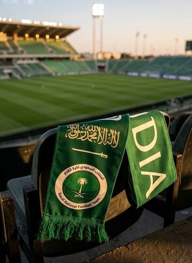 MEIKENA 9pcs Saudi Arabia National Day  Fan Accessory Set, Saudi Flag Scarf +   Wig ，5Pcs Hand Flags  ，2 pcsSilicone Wristbands, National Day ，Football Match Celebration Party Decorations - Image 2