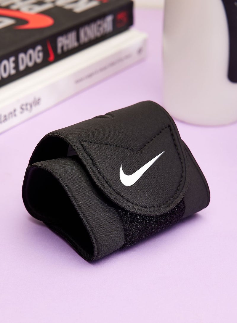 Nike Pro Wrist And Thumb Wrap - Image 1