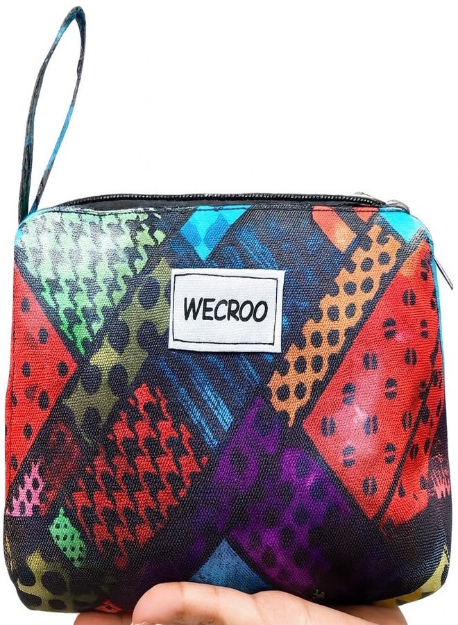 حقيبة مكياج WECROO للبنات والسيدات، حقيبة متعددة الأغراض مطبوعة بنمط مرقع، حقيبة سفر لمستحضرات التجميل، منظم للمكياج وأدوات النظافة والإكسسوارات للنساء والفتيات (متعددة الألوان) - Image 1