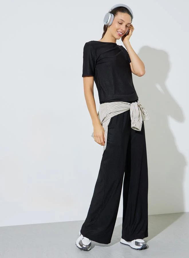 ستايلي Black Plisse Wide Leg Pants