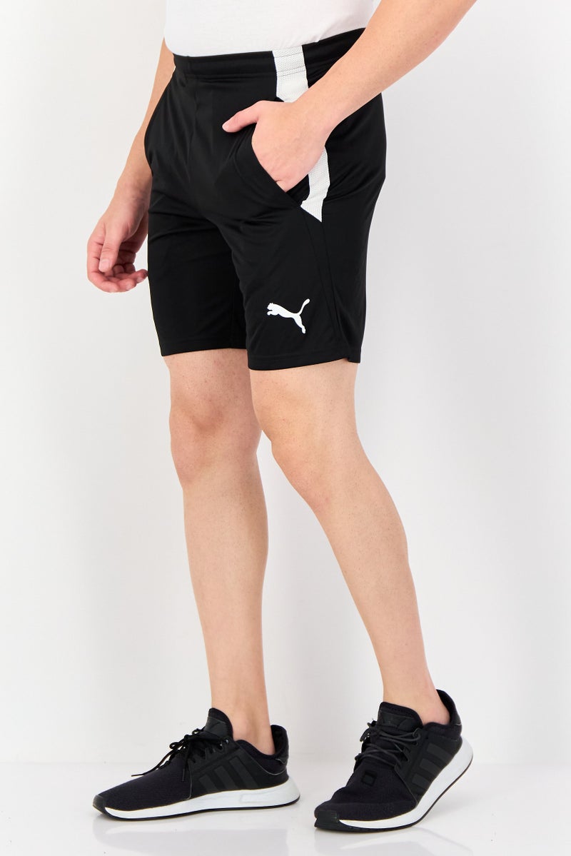 PUMA شورتات تدريب رياضية للرجال بشعار العلامة التجارية، أسود - Image 2