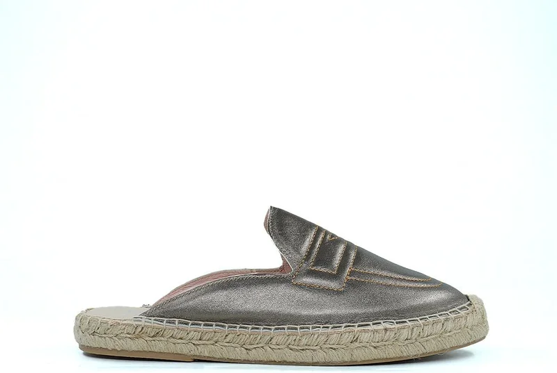 Hush Puppies Hush Puppies Smoke Leather Slip-On Shoes