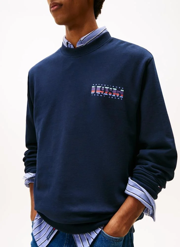 TOMMY JEANS  Regular Entry Dna Play Sweatshirt for Men | Best Price UAE