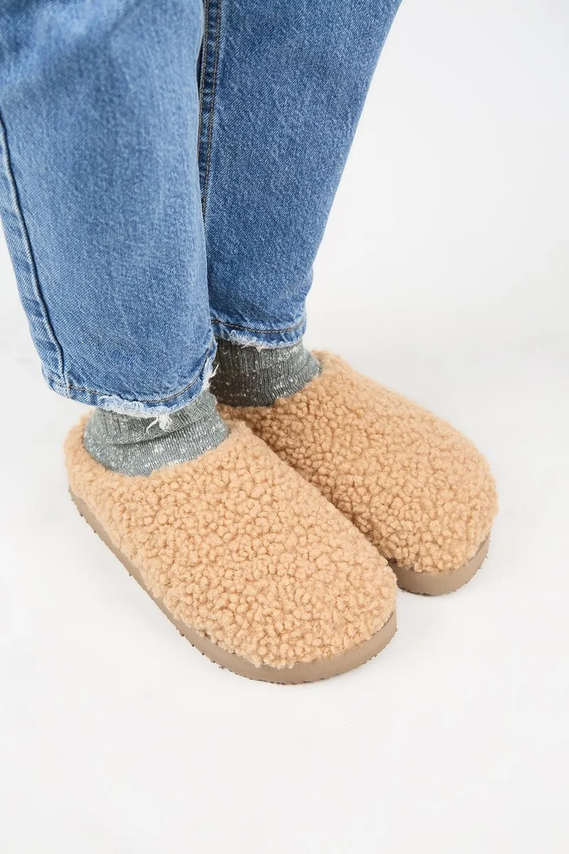 مانجيرو شبشب Manijero (Orlina) نسائي ذو نعل سميك بلون الكراميل