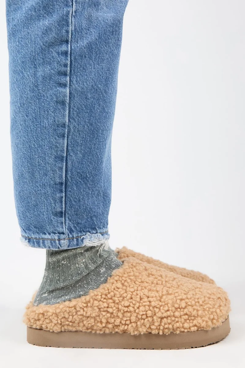 مانجيرو شبشب Manijero (Orlina) نسائي ذو نعل سميك بلون الكراميل