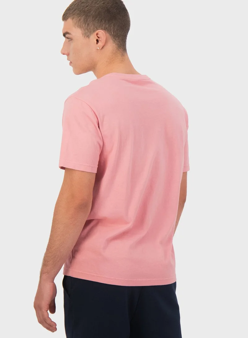 امريكان ايجل Essential V-Neck T-shirt