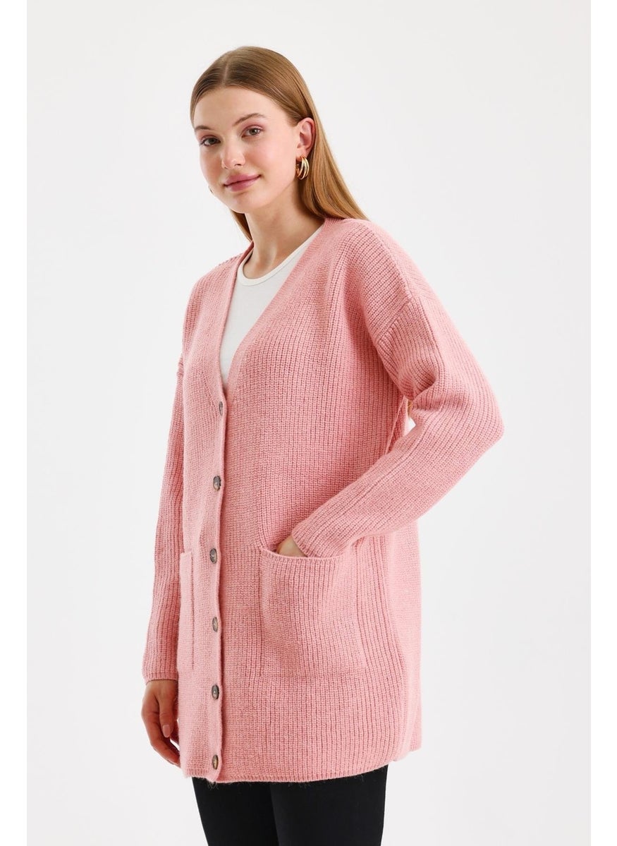 Odelon Women's Buttoned Oversize Pocket Long Pink Knitted Cardigan  - Image 2
