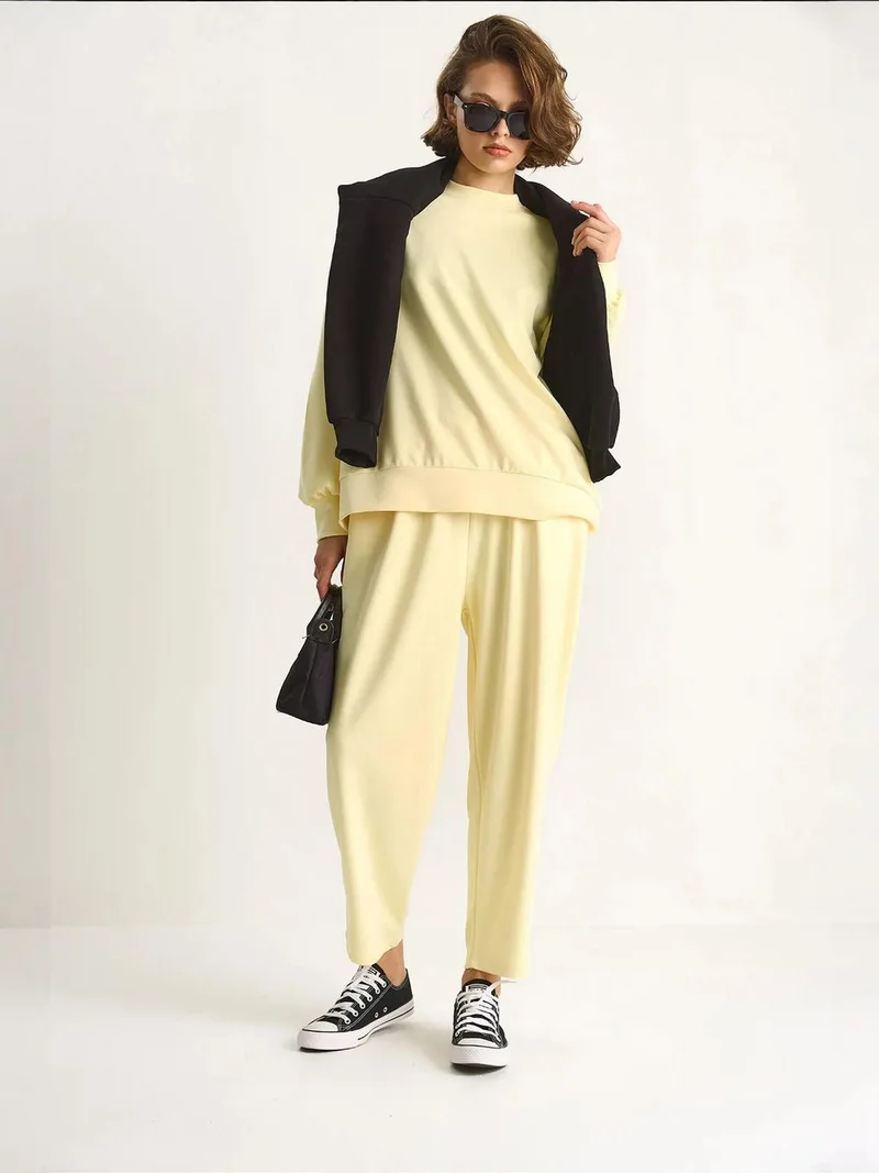 بيانكو لوتشي طقم من قطعتين محبوك بياقة دائرية وأكمام طويلة