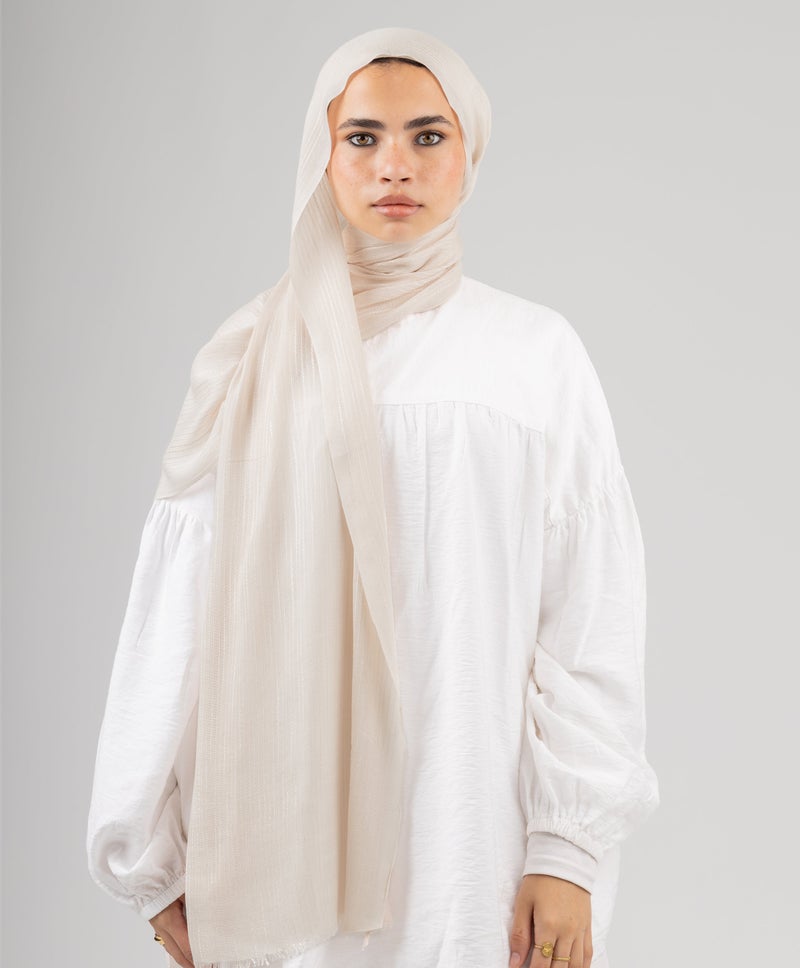 طرحة كتان أنيقة بيج دافئ