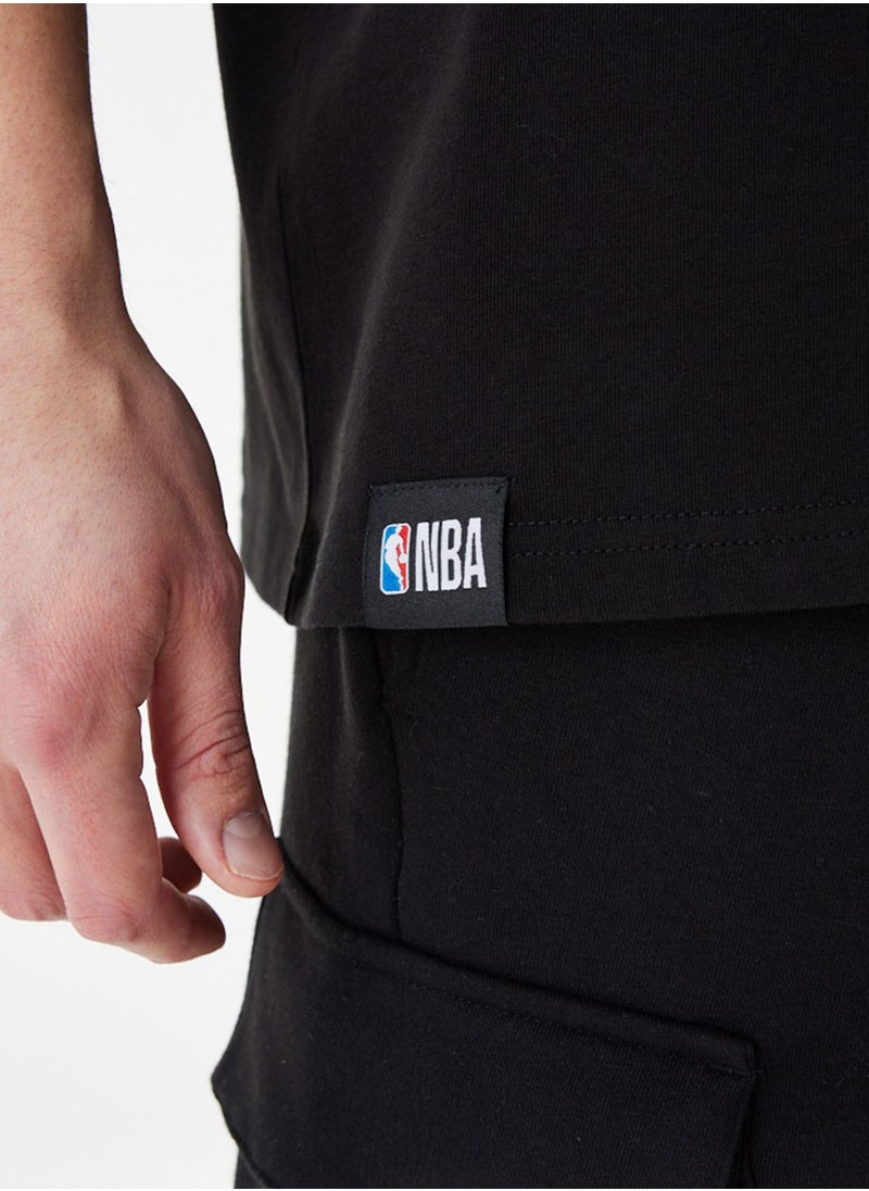 NEW ERA - Brooklyn Nets Graphic Oversized T-Shirt - Image 1