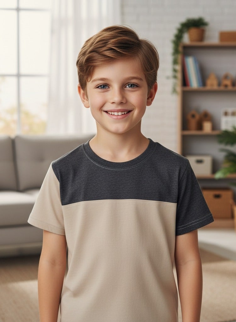 stylish, modern T-shirt that combines elegance and comfort - Image 2