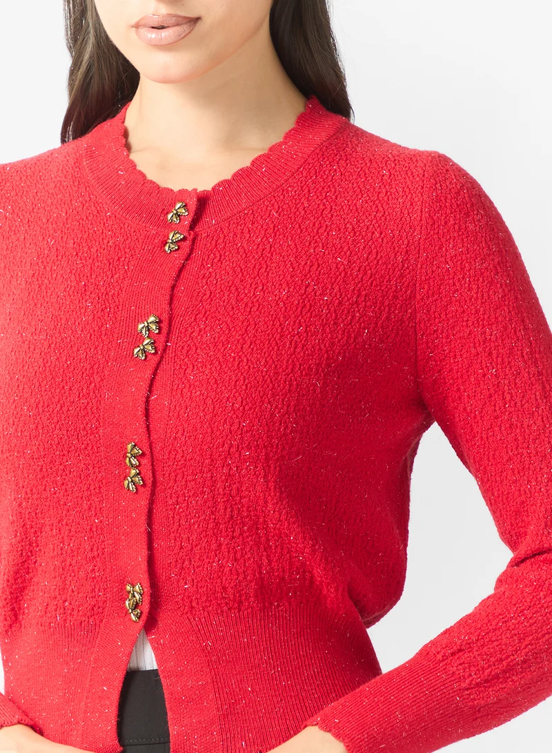 ايلا كارديجان بأزرار