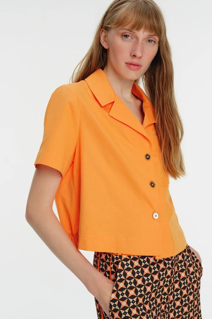 EXQUISE Short-sleeved shirt with elasticated back.