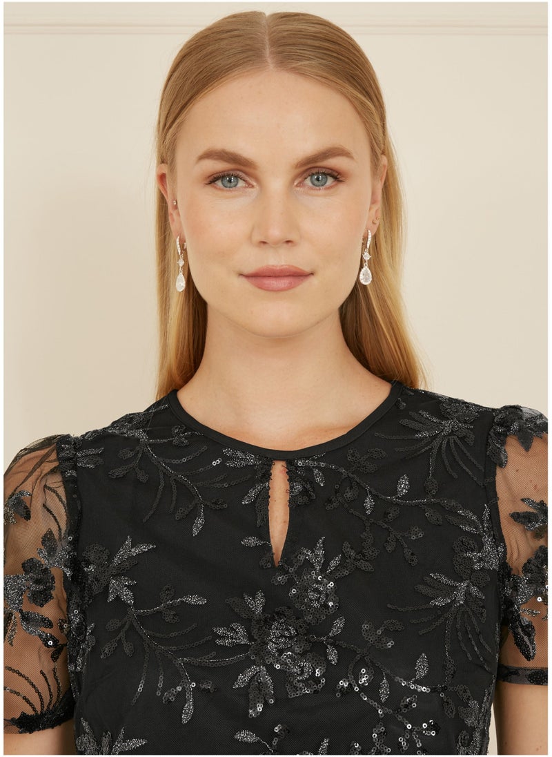 يامي فستان قصير مزين بالترتر بنقشة الزهور - Image 4