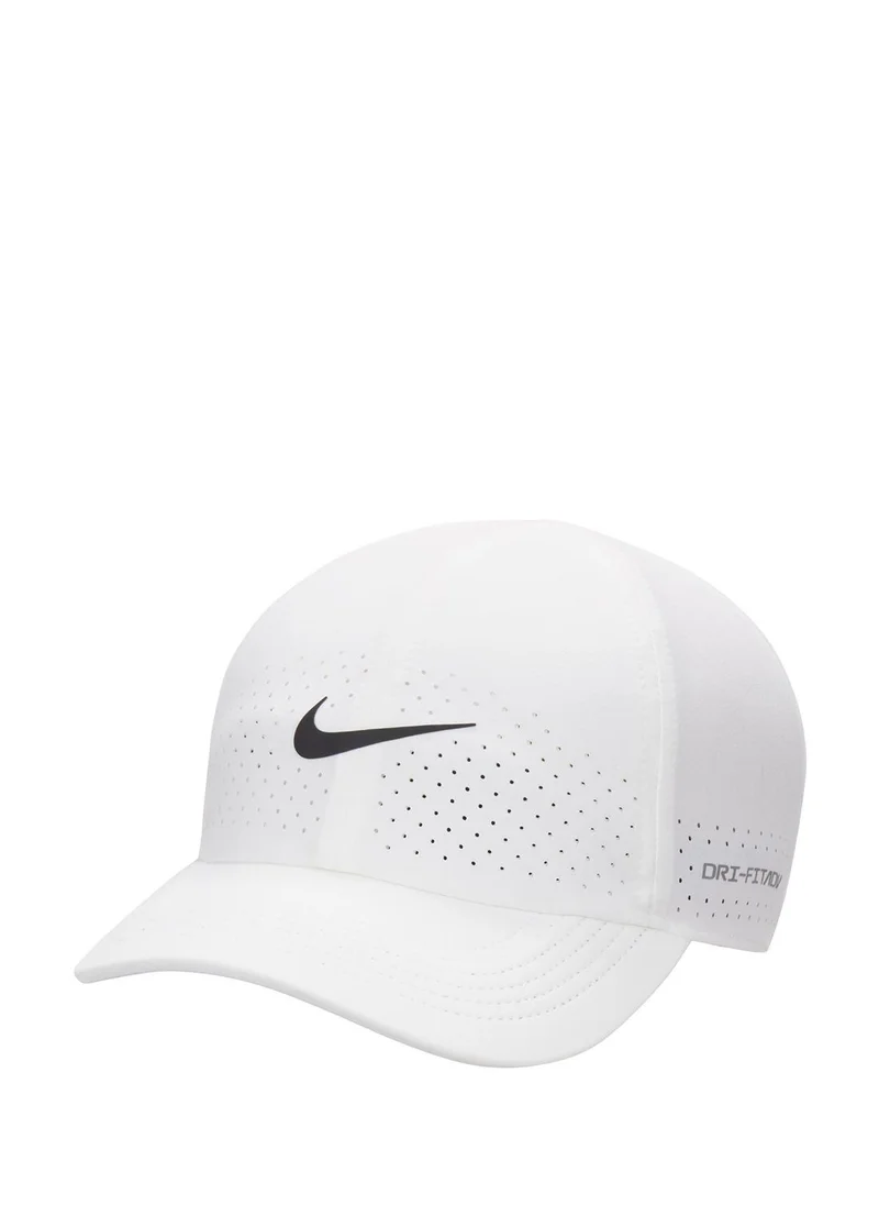 نايكي Dri-Fit Advantage Club Cap